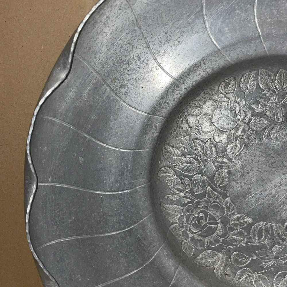 vintage hand-wrought hammered aluminum serving tray or‎ bowl Roses Leaves Detail